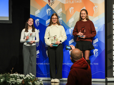 V Kamniku zaključek sezone v gorskih in trail tekih 2025 (12)